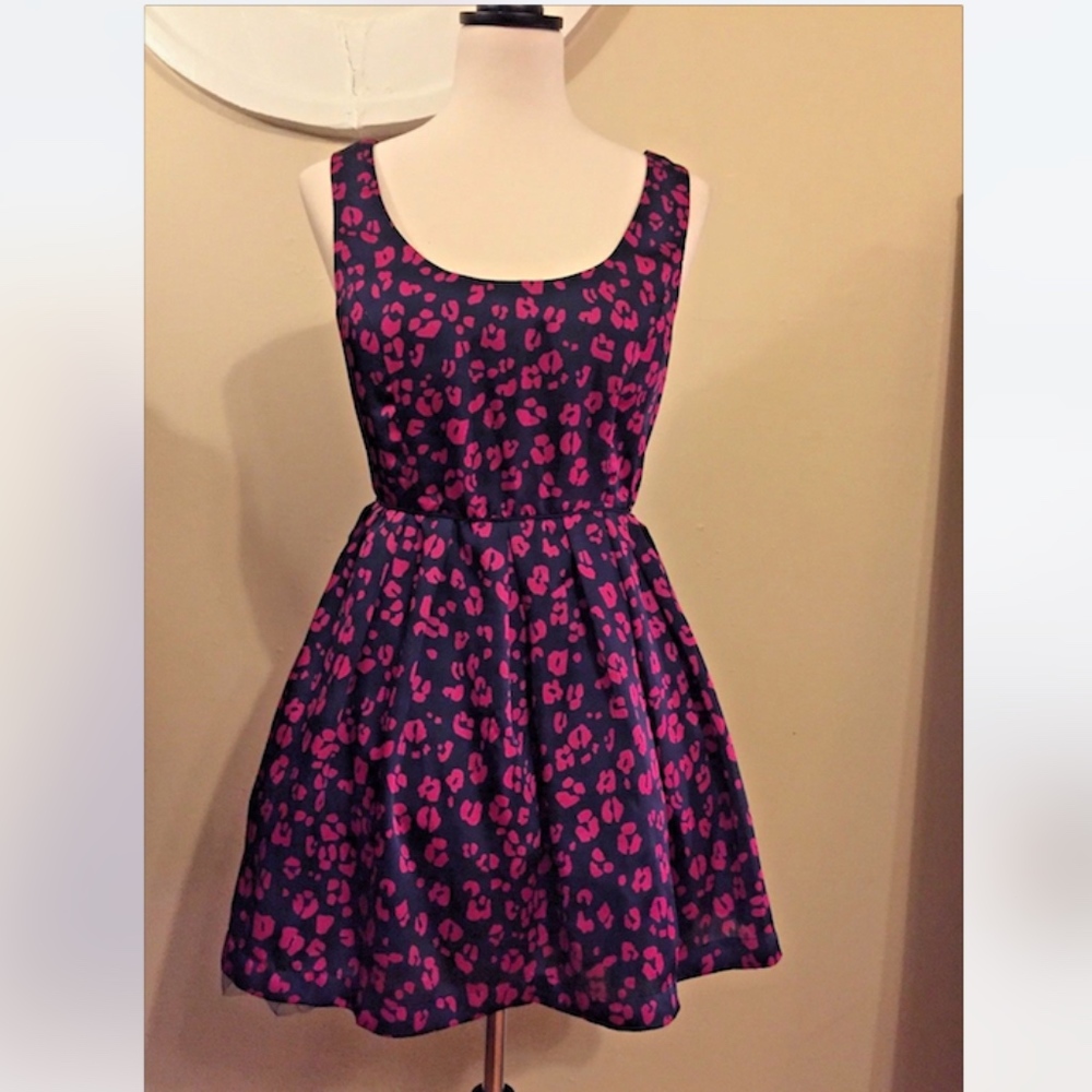 4/$20 SALE! Pink Satin Floral Dress Forever 21